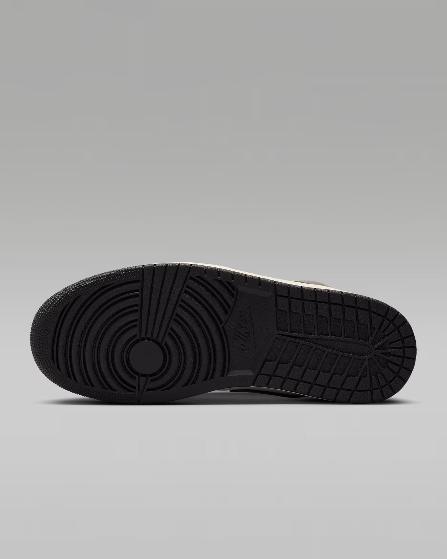 Air Jordan 1 Mid SE