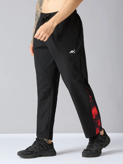 MEN’S BAGGY TRACK PANTS – STRAIGHT FIT, MAXIMUM FREEDOM